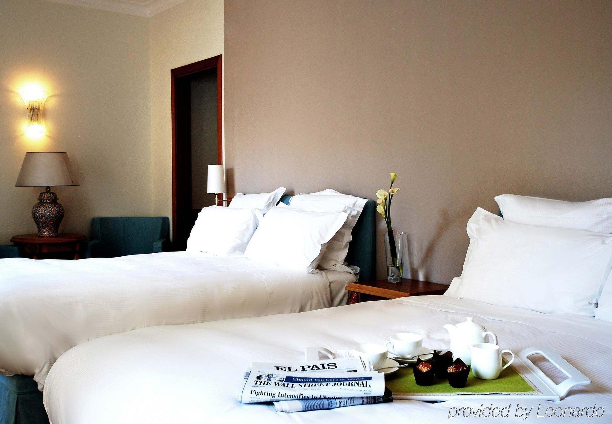 Renaissance Mediterraneo Hotel Nápoles